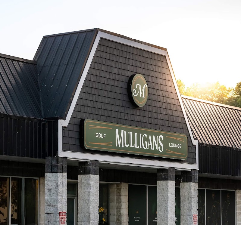 Mulligans Golf Lounge