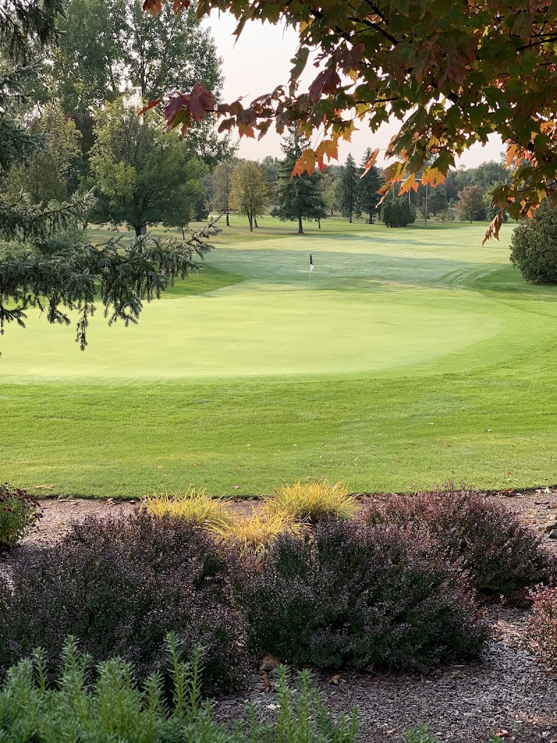 Pineland Greens Golf Club