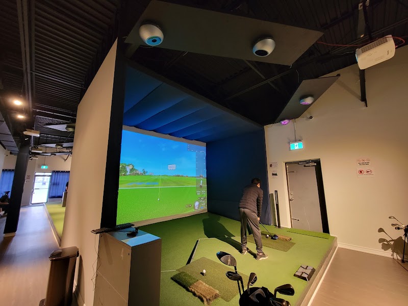 Clubhouse Indoor Golf - Markham